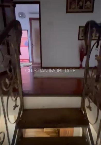 Duplex 4 camere, 200 mp, Mobilat si Utilat, Calea Galati - 21
