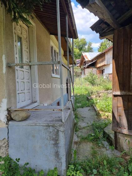 Casa 5 camere+ anexe cu teren 686mp - 36