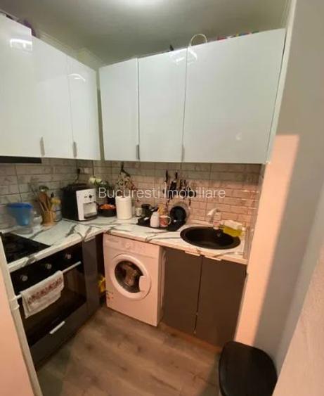 Garsoniera,Titan,Metrou,bl.1982,DECOMANDATA,Amenajata,boiler,geam la baie - 3