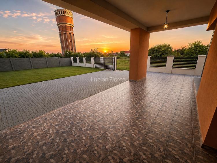 Casă P+M în Săcălaz | 5 dormitoare + living | 3 băi | 213 mp construiți | 640 mp - 7