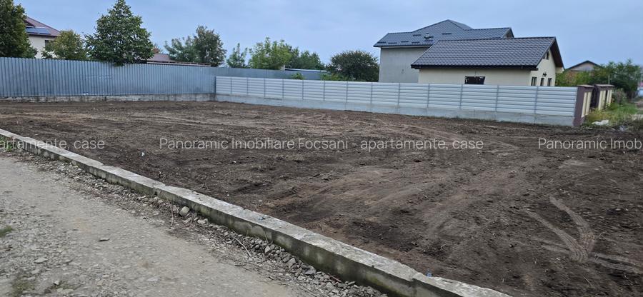 Teren de vanzare 700 mp central Odobesti - 5