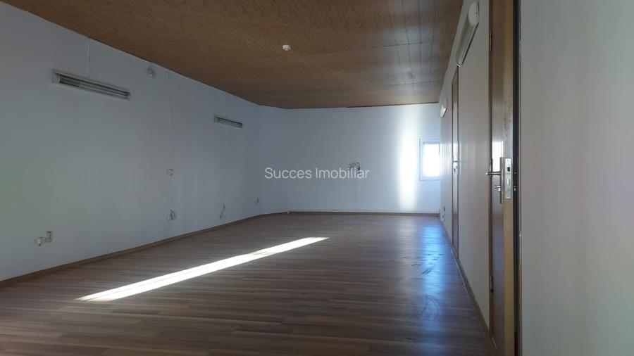 MIHAI BRAVU-METROU,VILA 9 CAMERE,LIVING 75 MP,400 MP,P+1+M,CURTE 300mp, 2300 eur - 19