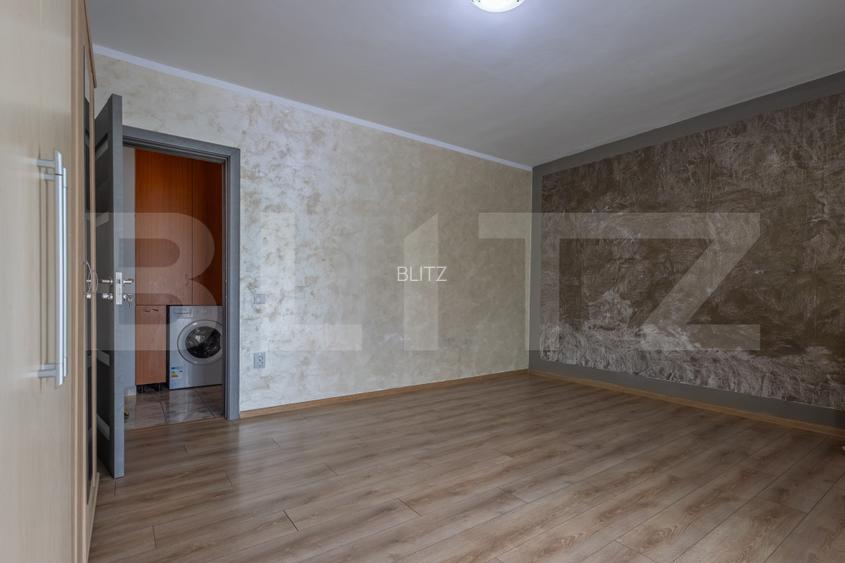 Apartament 2 camere, etaj 3 din 4 , cu balcon si parcare ,in zona Eroilor  - 3