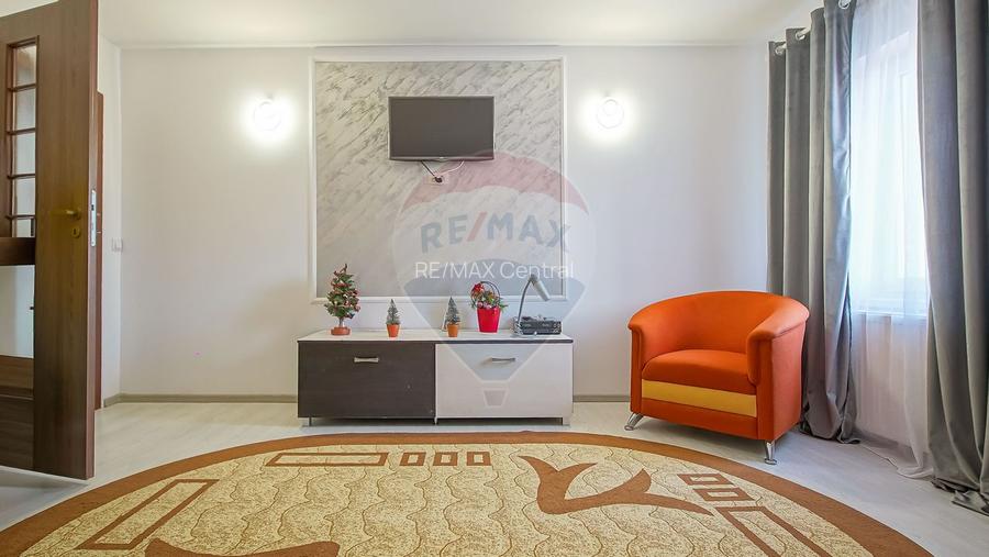 Comision zero, casa individuala + cabana A frame in Bod, la intrare - 30