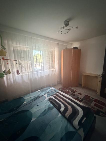 Apartament 2 camere semidecomandat la parter, 55 mp, CRAIOVITA