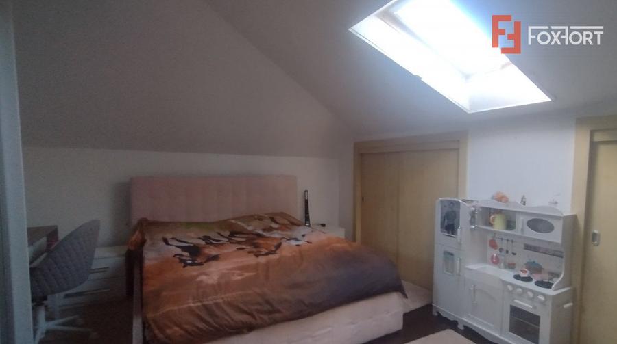 Casa individuala 7 camere- Zona Lipovei
