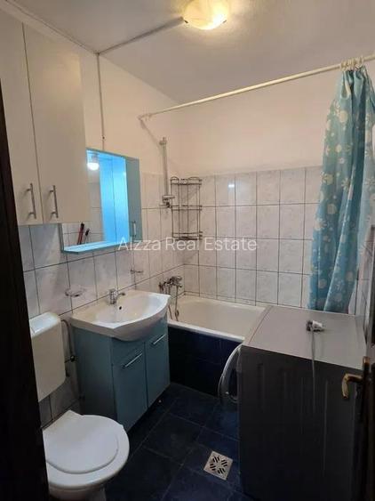 Alzza Real Estate | Garsonieră renovată de închiriat | Măn&# - 2