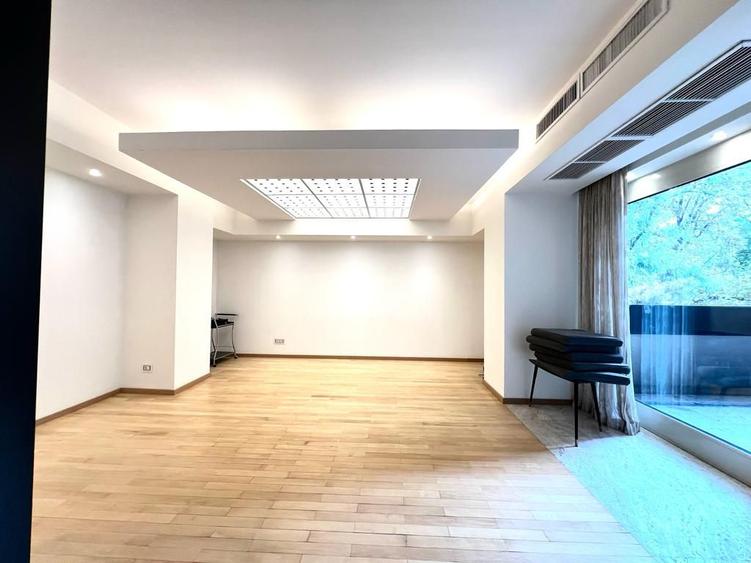 Kiseleff | 6 rooms 335 sq.m | 2 Parkings | Furnished or not | For rent