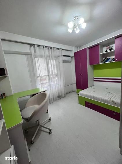 13 Septembrie 3 Camere