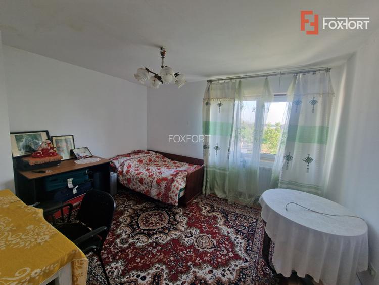 Casa individuala de vanzare cu 7 camere - Recas - 7