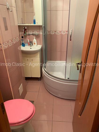 Micro 6 Târgoviște,  etaj2/4, închiriere apartament 3camere - 4