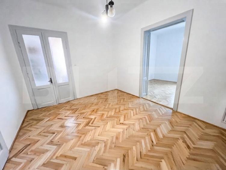 Casă în Gruia, 110 mp, 4 camere, pet friendly, parcare inclusă