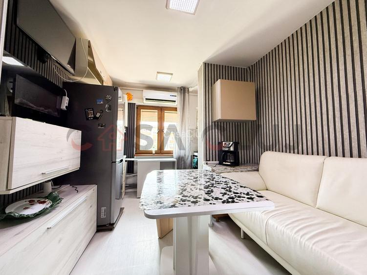 3 camere 2 bai, etaj intermediar, Intre Lacuri - 4