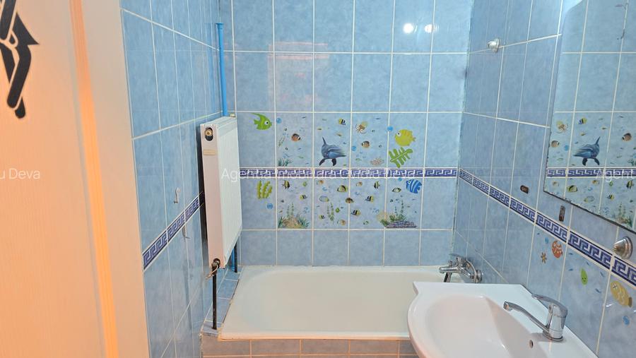 Vand apartament 2 camere semidecomandat in Deva, zona Micro 15, situat pe mijloc - 7