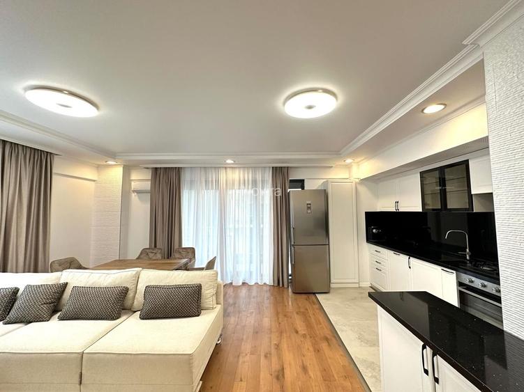 Închiriere Apartament 3 Camere - Nou - Piscină Exterioară