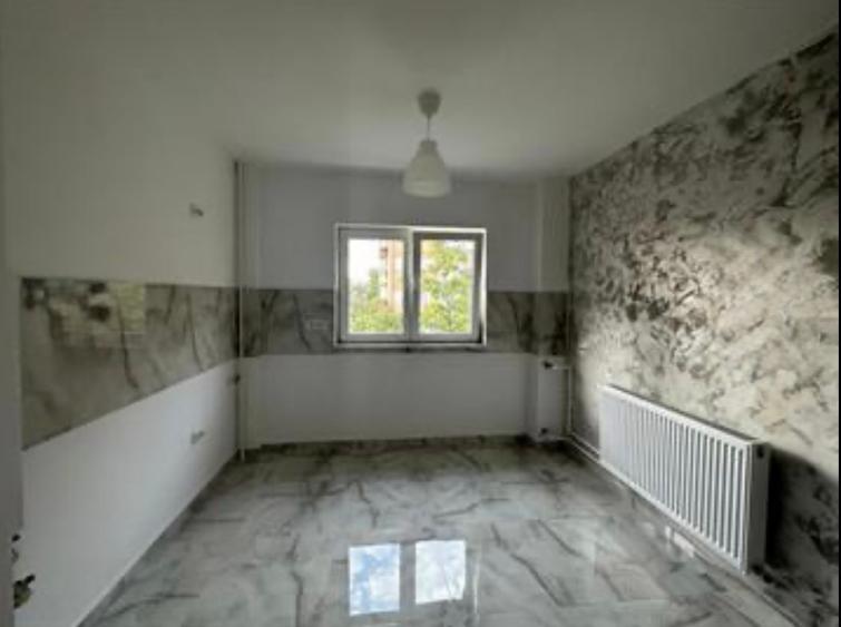 Vânzare apartament renovat 2 camere cu centrală proprie zona Gorjului