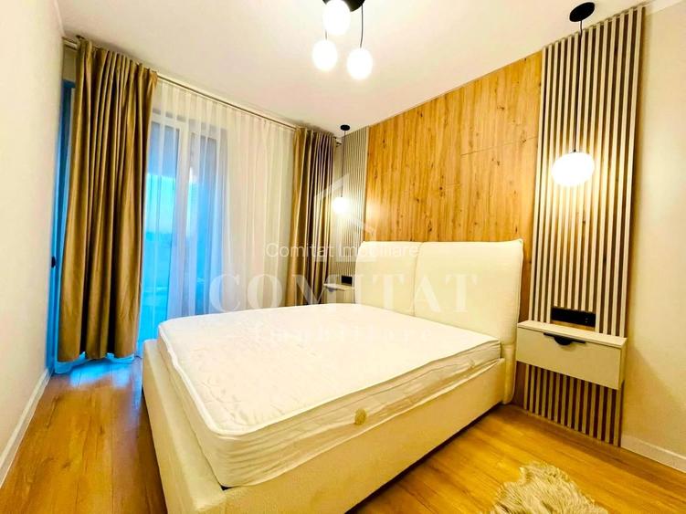 Apartament ultrafinisat | Etaj intermediar | Zona Str Tineretului - 23
