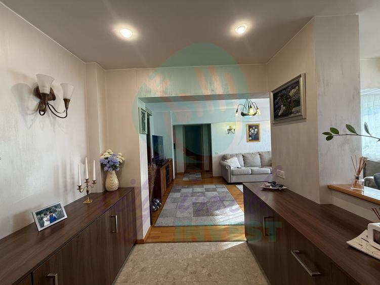 2 camere spatioase la 10 minute de metrou Dristor