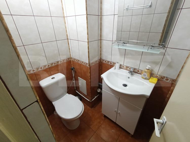 Închiriere apartament 3 camere, 2 băi, balcon închis – zona Kaufland