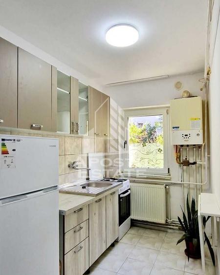 Apartament cu 1 camera, decomandat, centrala proprie,zona Buziasului
