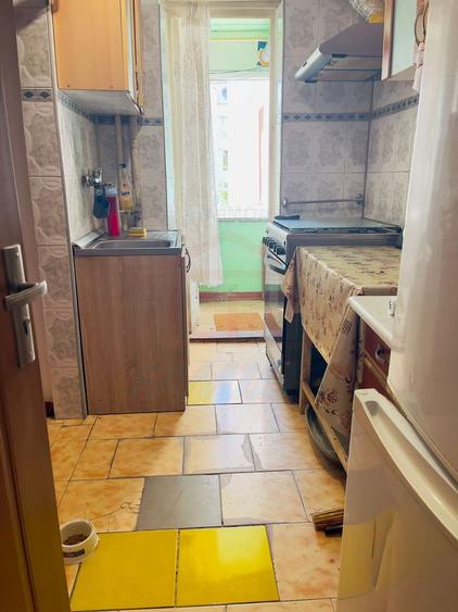 Apartament 2 camere, Faleza (P-uri) Etaj 3, Vedere la Dunăre, Galati