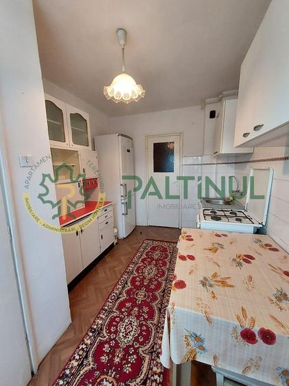 Apartamenr 3 camere, et. 1, Ciresica, Sibiu