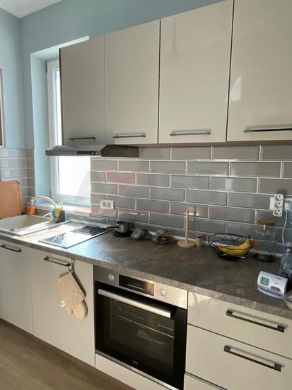 Apartament 2 camere, parcare inclusă – închiriere pe 12 luni în Mamaia Sat