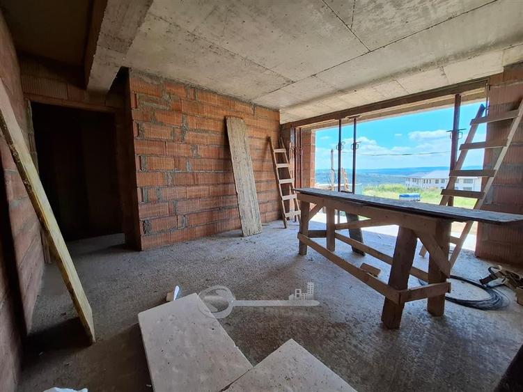 Apartament decomandat Cug Valea Adanca, bloc nou, cartier rezidential