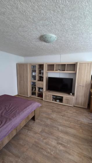 Casă de vânzare cu 3 camere – Zona Soarelui