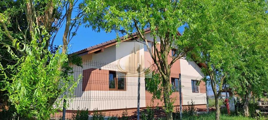 Duplex de vânzare Sacalaz | 110 mp utili | 3 Camere | 360 Teren
