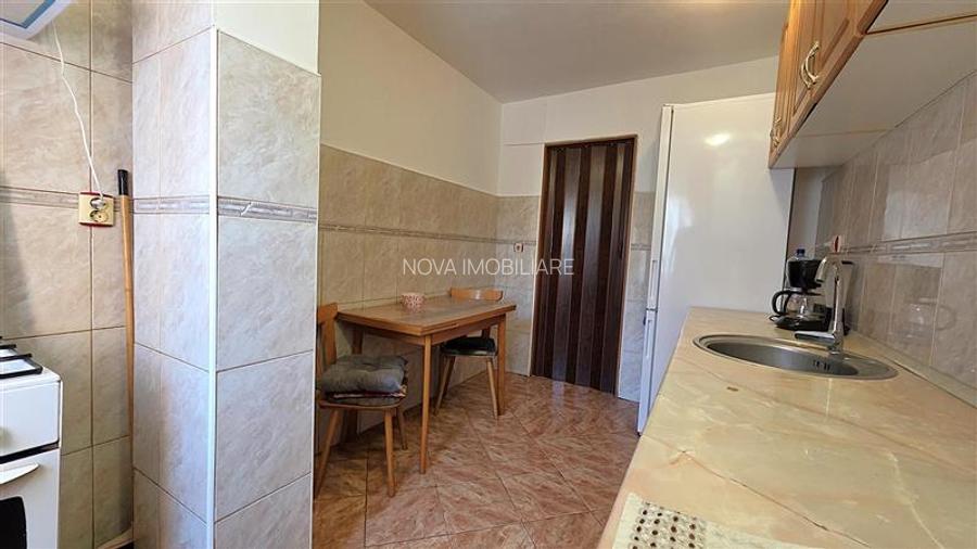 Astra, aparament 3 camere mobilt, 456 euro luna - 2