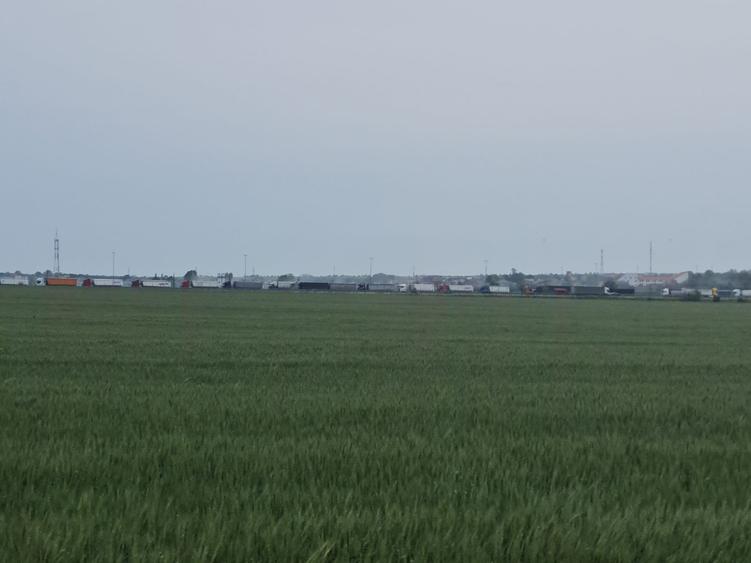 Teren de vanzare Lazu zona Logistic Park