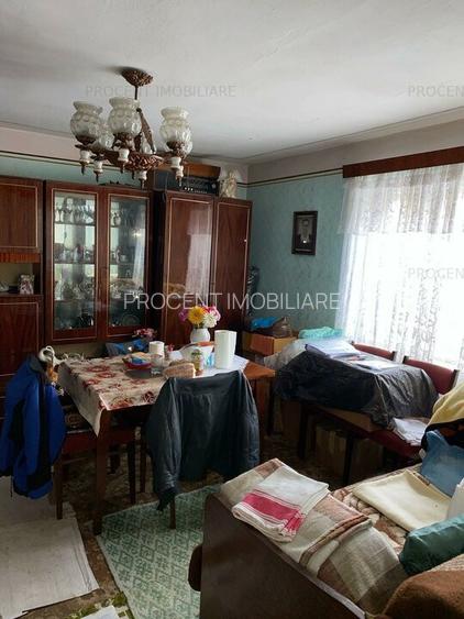Casă singur in curte cu acces auto - 2