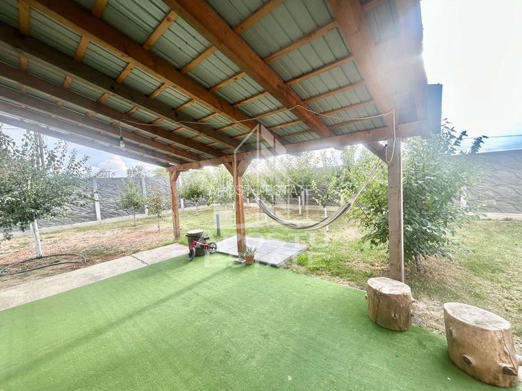 Casa individuala cu 5 camere de vanzare, Ciacova Timis