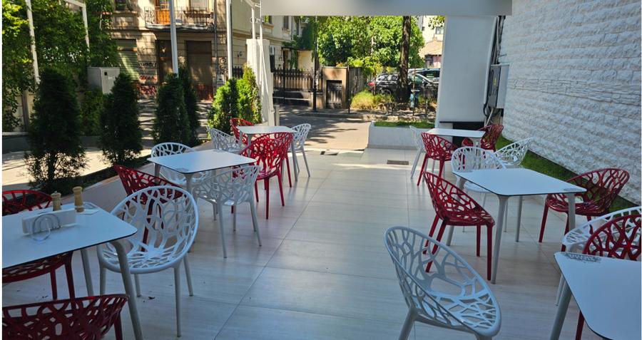 Restaurant în incinta hotel cu rating excelent 6 luni 3000Euro REDUS