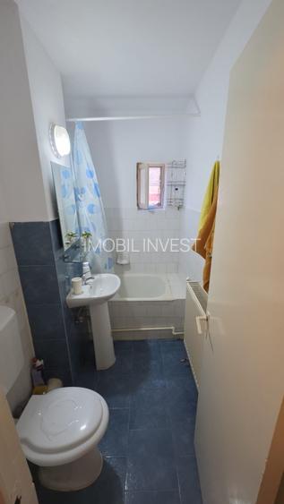 Garsonieră de inchiriat,Cetate, 30 mp,complet mobilata-utilata,950 lei - 2