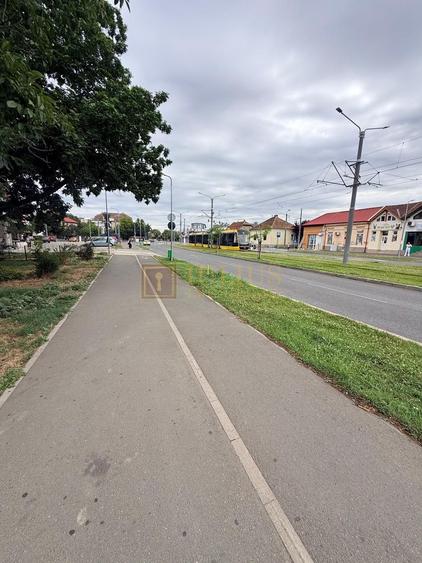 2 camere| Bulevardul Cetatii-Bogdanestilor| centrala proprie| zona ideala|