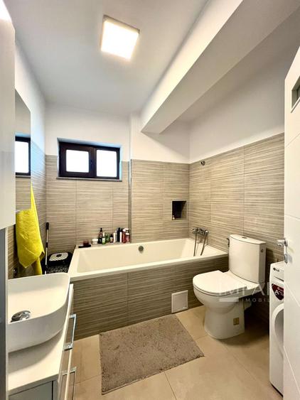 Apartament modern cu 3 camere in Buna Ziua