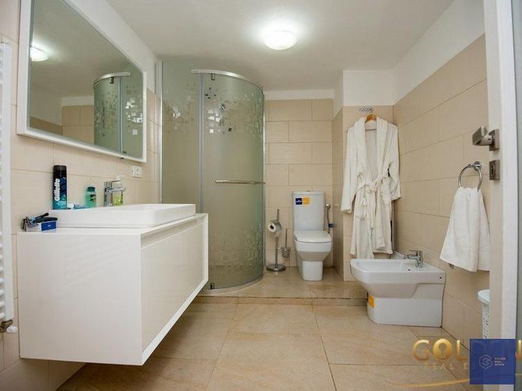 Apartament B-dul Revolutiei, cladire perioada interbelica, comision 0%