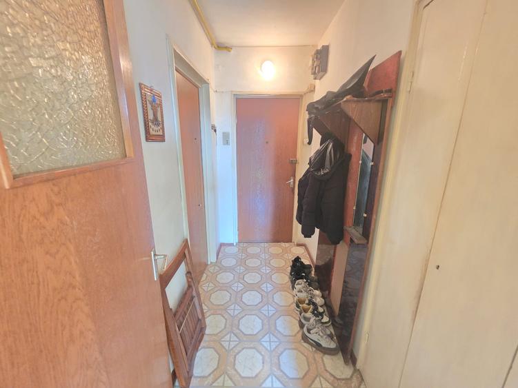 Vanzare Apartament 2 camere zona Grivitei ,Str.Mircea cel Batran