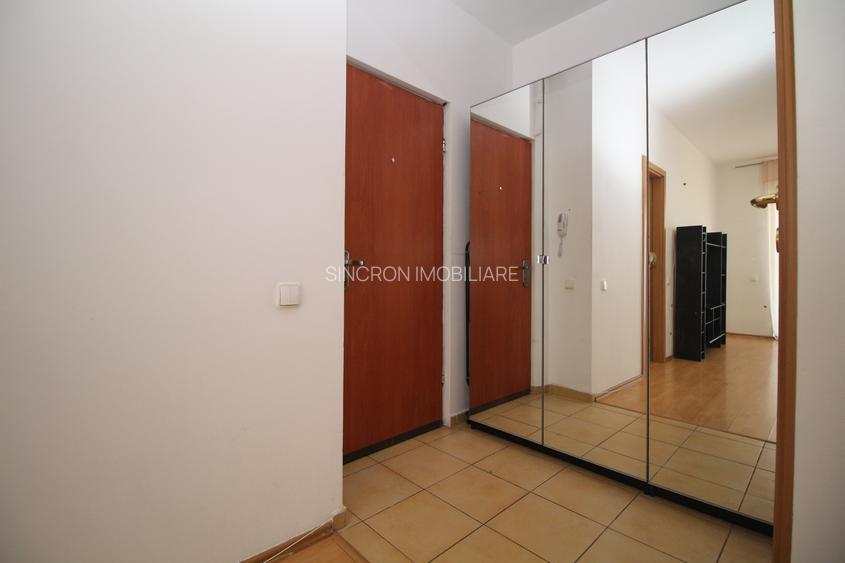 Garsonieră cu parcare subterană în bloc nou, an 2010 - 2