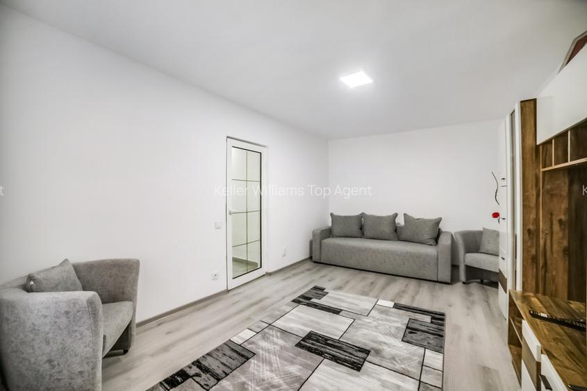 Dristor*Decomandat*An 1983*Ready to move in*9 min metrou - 3