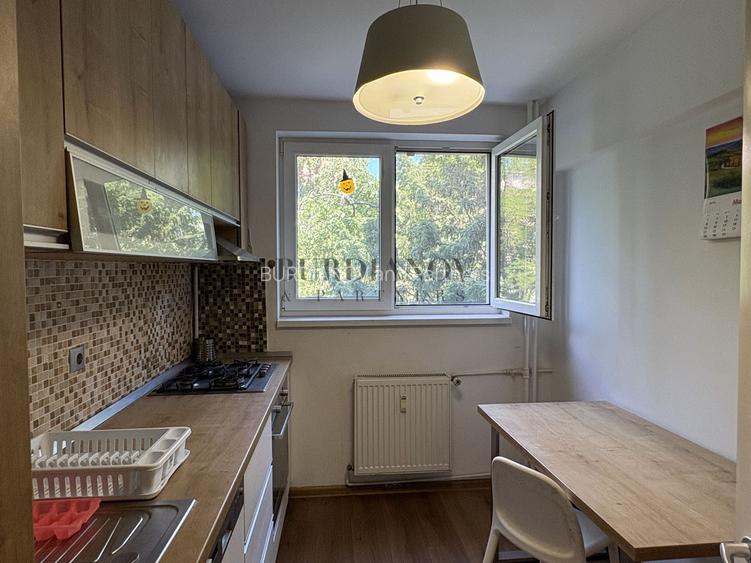 Apartament cu 3 camere - Metrou Costin Georgian - bd. 1 Decembrie 1918 - 6
