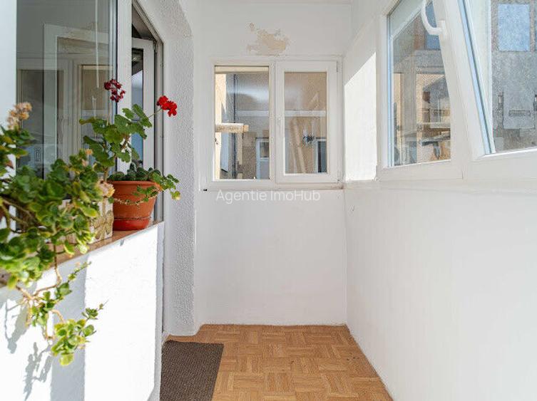 APARTAMENT  CU 3 CAMERE,  IN INIMA ORASULUI, LICEUL NATIONAL - 19