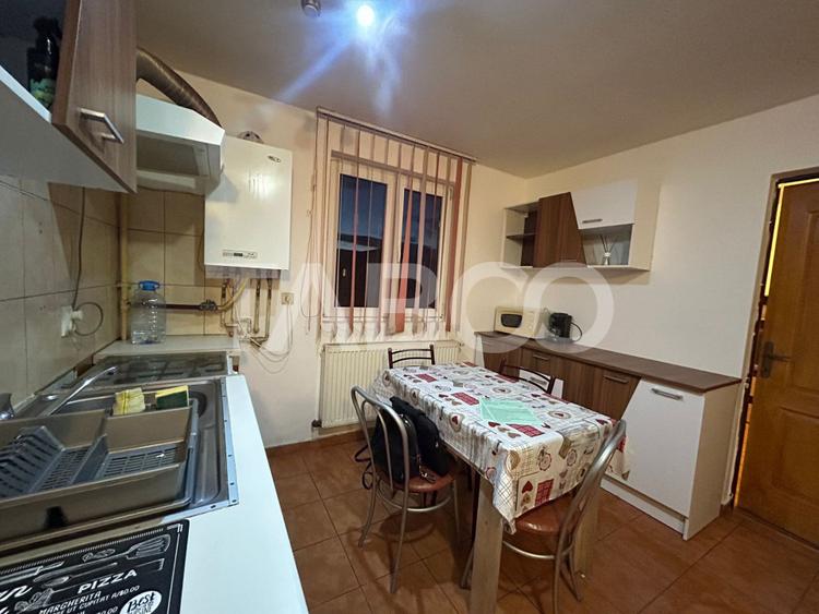 Apartament mobilat si utilat cu 4 camere de vanzare zona Rahovei Sibiu