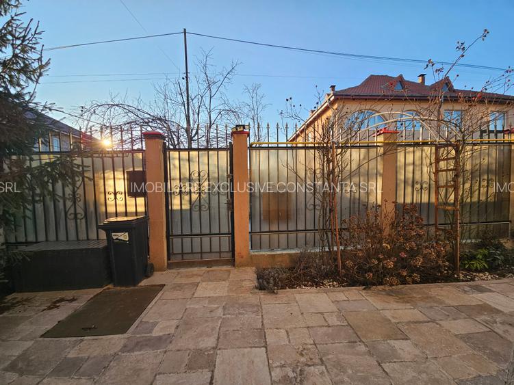 Casa SOLIDA de Vanzare P+1 In Agigea Teren 400mp Garaj COMISION ZERO - 55