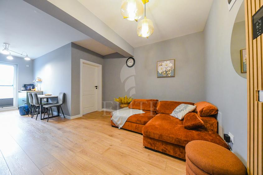 Apartament 3 camere în zona CAMPULUI