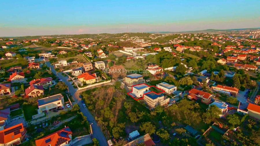 Casă nouă de vânzare Oradea - Dealuri, P+E, teren 575 mp - 18