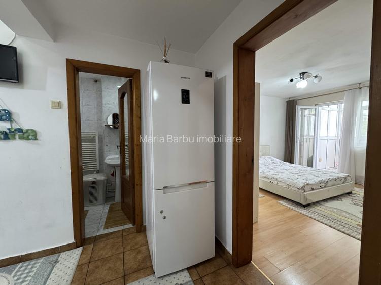 2 cam. etaj 2, decomandat, 50 mp. str. Unirii, zona centrala - 16