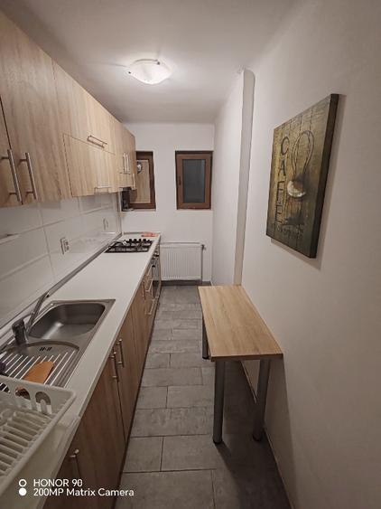 Demisol 2 camere – proprietar | Centrală proprie | 2 băi | Bucătărie separată